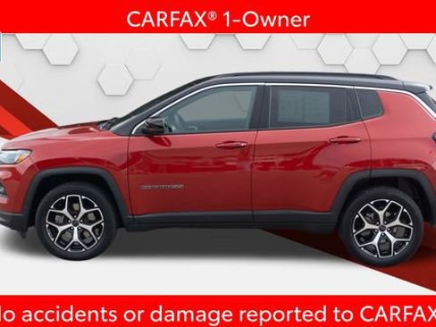 Used 2025 Jeep Compass Limited AWD/4WD image 2