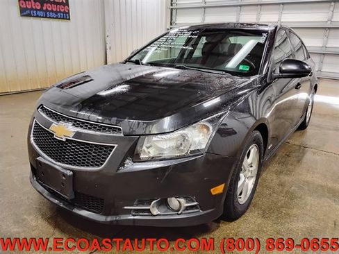 Used 2014 Chevrolet Cruze LT w/ RS Package FWD image 4