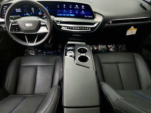 Used 2024 Cadillac Lyriq Sport RWD image 55