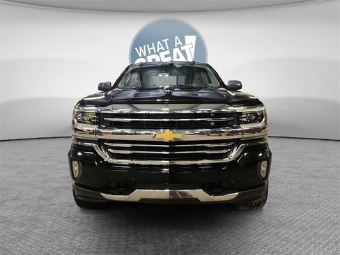 Used 2018 Chevrolet Silverado 1500 High Country image 9