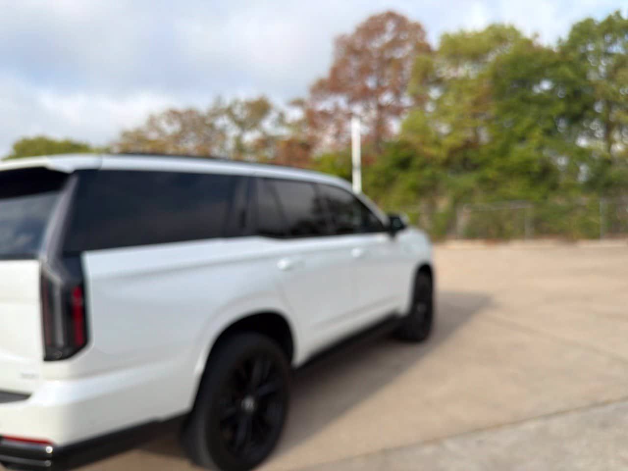 Used 2025 Cadillac Escalade Sport w/ LPO, Floor Liner Package AWD/4WD image 5