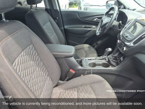 Used 2019 Chevrolet Equinox LT FWD image 15