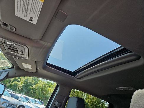 New 2026 GMC Sierra 2500 SLT image 12