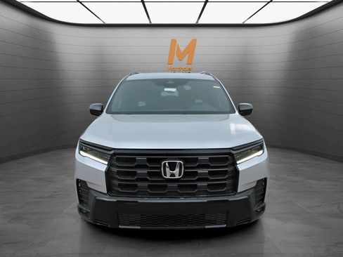 New 2026 Honda Pilot Sport image 4