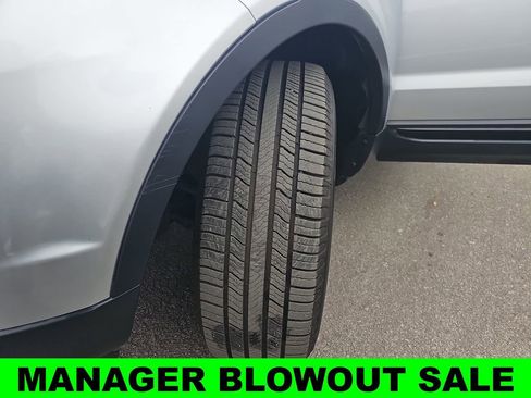 Used 2019 Land Rover Range Rover Evoque SE Premium AWD/4WD image 35