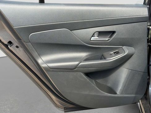 New 2026 Nissan Sentra SR w/ Floor Mat Package FWD image 11