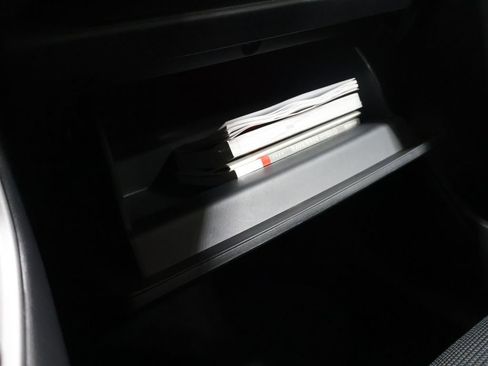 Used 2024 Toyota RAV4 LE image 31