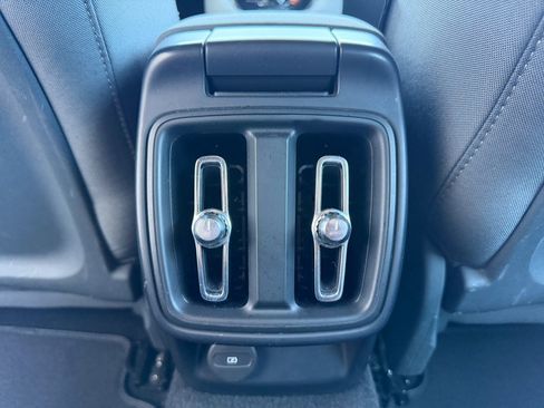 Used 2024 Polestar Polestar 2 image 38