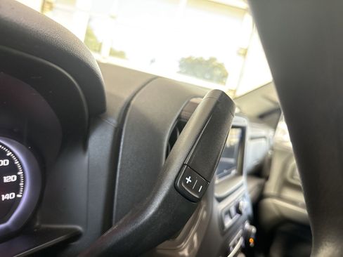 Used 2019 Chevrolet Silverado 1500 Custom AWD/4WD image 23