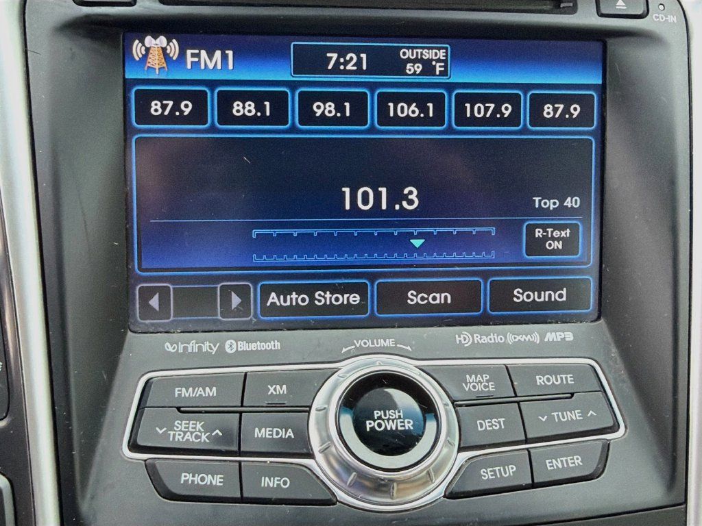 Used 2015 Hyundai Sonata Limited w/ Option Group 02 FWD image 17