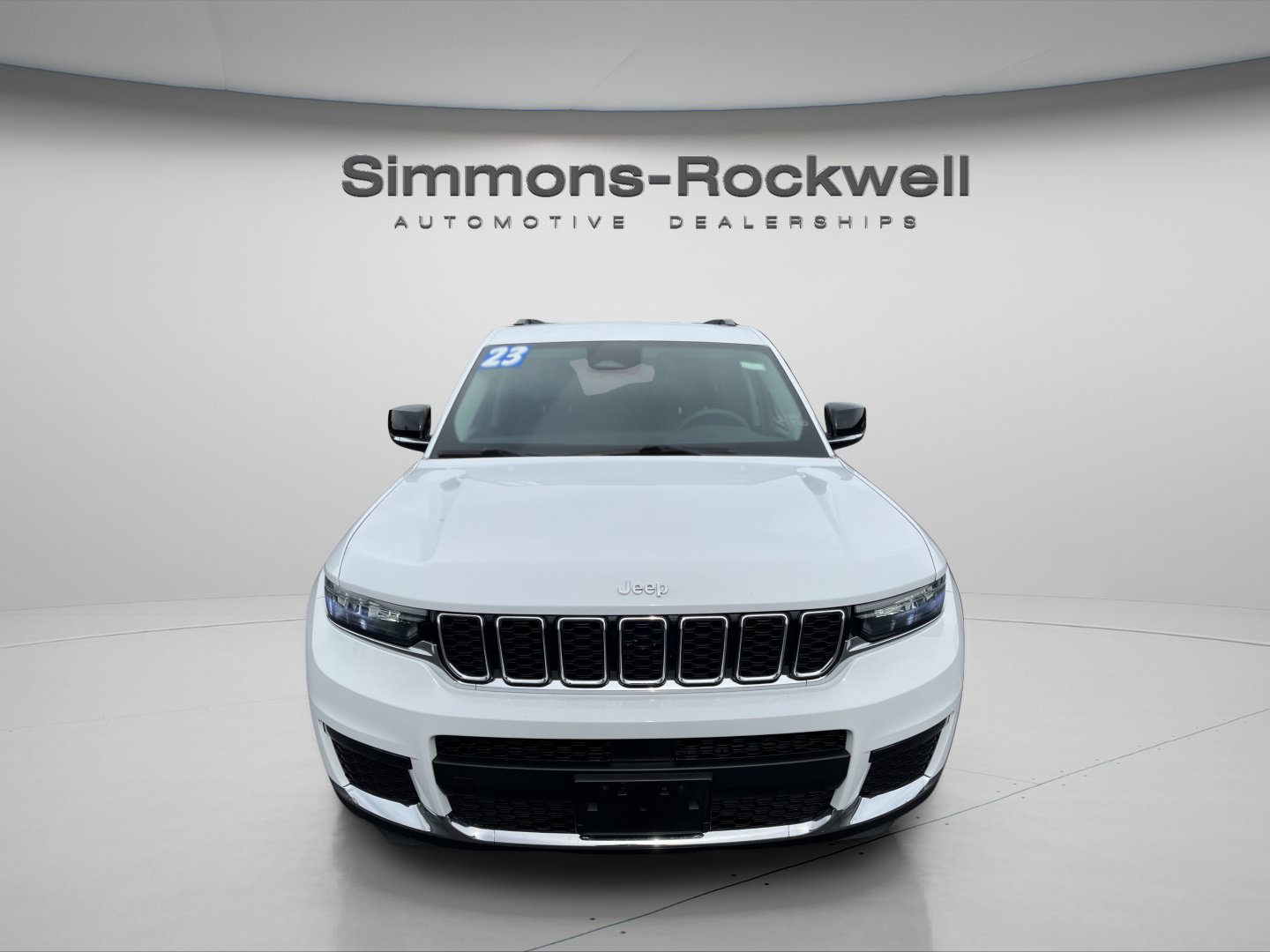 Used 2023 Jeep Grand Cherokee L Limited AWD/4WD image 8
