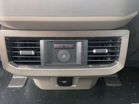 New 2026 Ford F350 Platinum w/ Platinum Plus Package AWD/4WD image 14