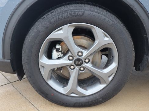 Used 2025 Ford Escape ST-Line w/ Equipment Group 301A FWD image 25