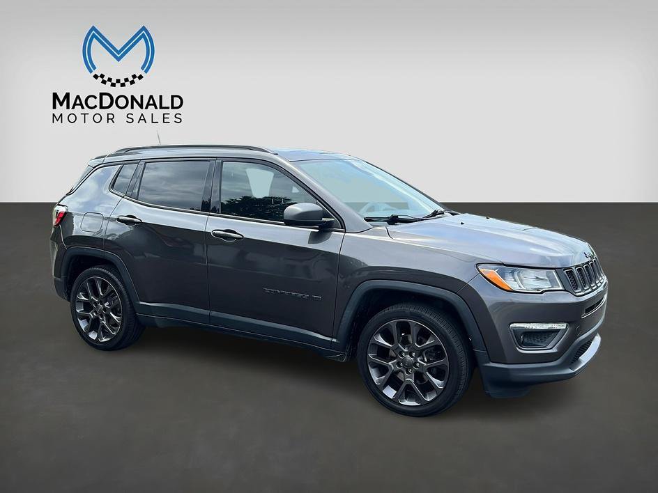 Used 2021 Jeep Compass Latitude w/ Sun and Sound Group FWD image 2