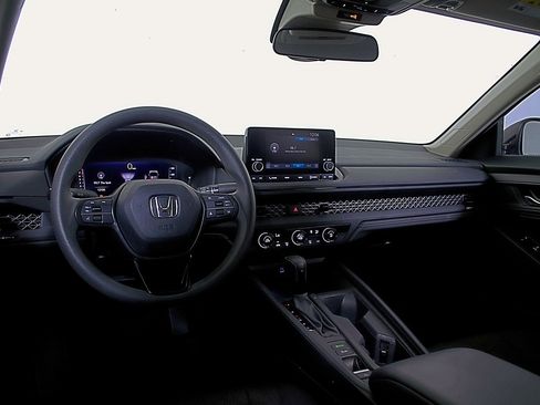 Used 2023 Honda Accord LX image 12