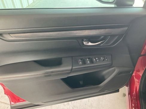 Certified 2025 Honda CR-V Sport image 5