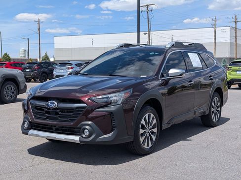 Used 2025 Subaru Outback Touring XT AWD/4WD image 8
