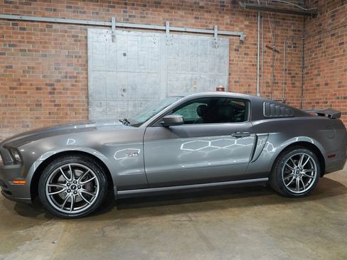 Used 2014 Ford Mustang GT Premium w/ Electronics Package RWD image 10