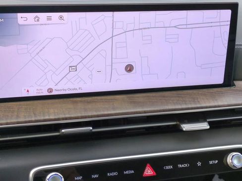 Certified 2025 Genesis GV80 2.5T Select AWD/4WD image 12