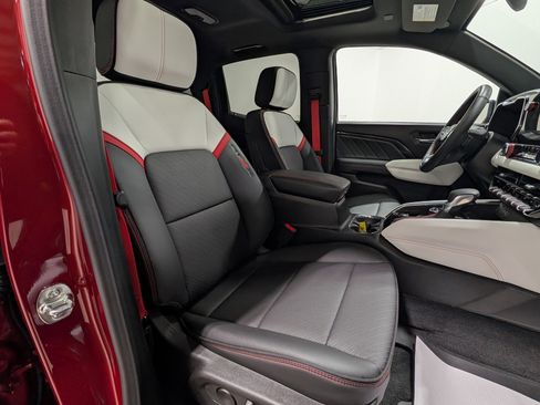 Used 2026 GMC Canyon AT4X image 26