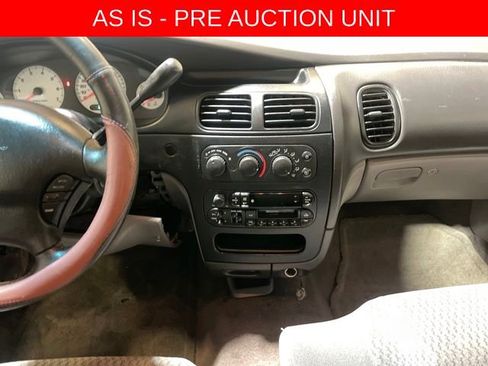 Used 1998 Dodge Intrepid image 17