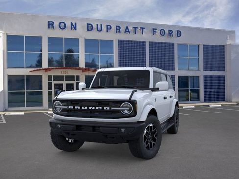 New 2026 Ford Bronco Outer Banks AWD/4WD image 3