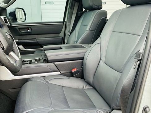 Used 2025 Toyota Tundra Platinum image 14