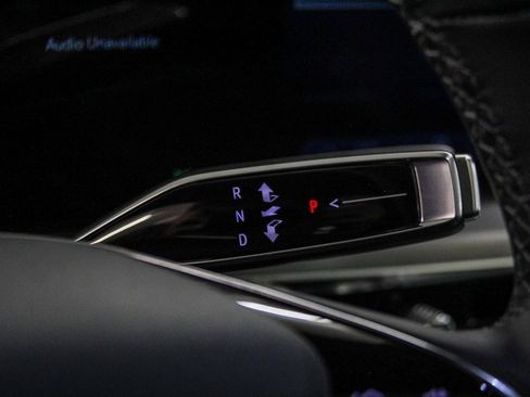 Used 2025 Cadillac Lyriq Sport image 20