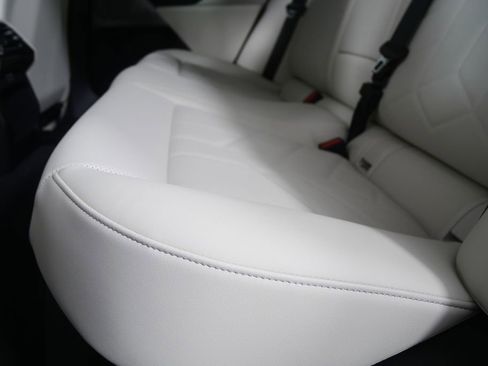 New 2026 BMW i5 eDrive40 w/ M Sport Package image 14