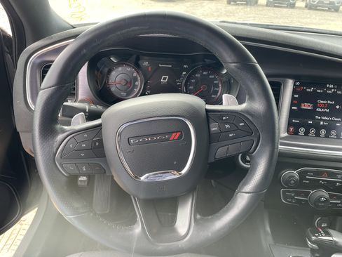 Used 2017 Dodge Charger R/T w/ Driver Confidence Group RWD image 13