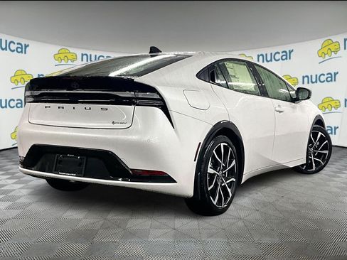 New 2026 Toyota Prius Plug-In Hybrid FWD image 7