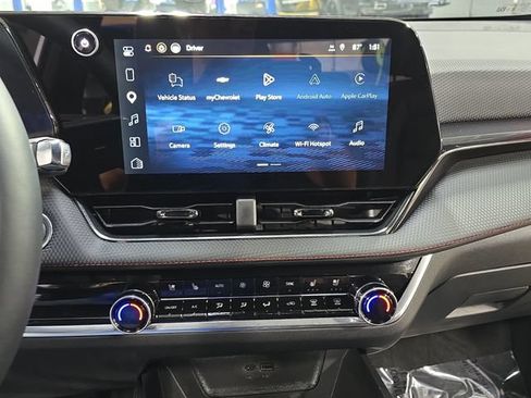 New 2026 Chevrolet Equinox RS w/ Convenience Package III FWD image 23