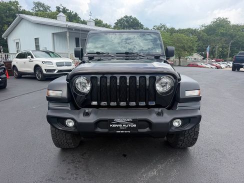 Used 2022 Jeep Wrangler Unlimited Sport AWD/4WD image 2