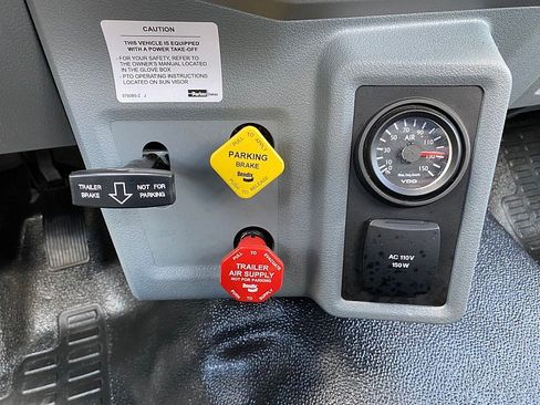 Used 2026 Ford F650 2WD Regular Cab Super Duty image 37