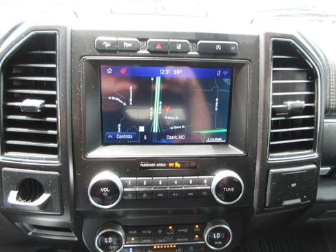 Used 2021 Ford Expedition Limited AWD/4WD image 32