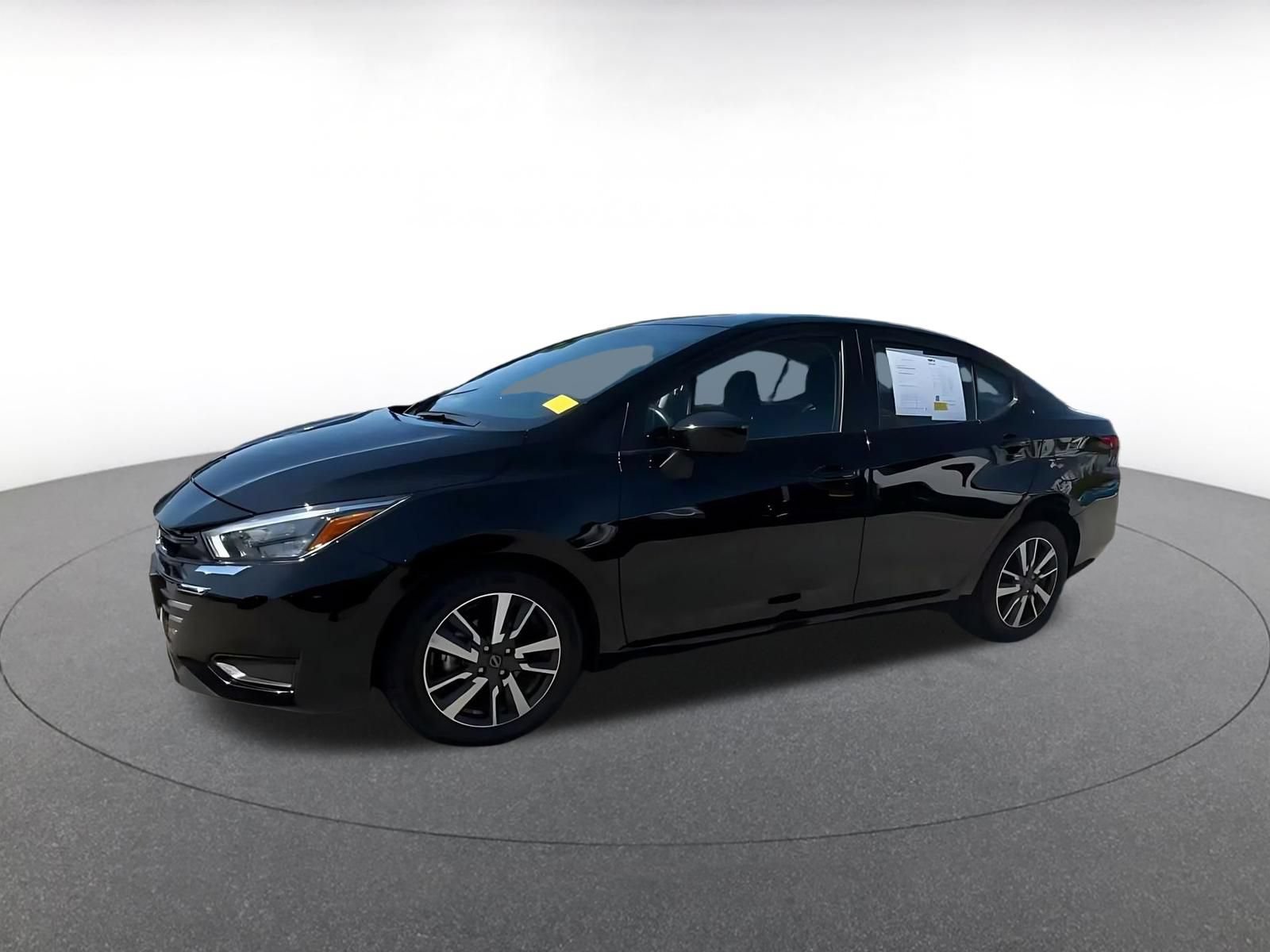 Used 2025 Nissan Versa SV FWD image 7