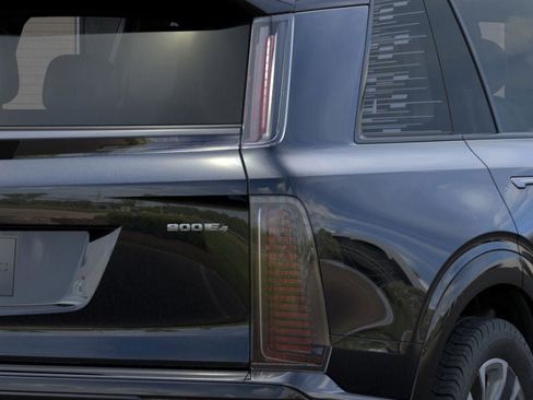 New 2026 Cadillac Vistiq Sport image 35