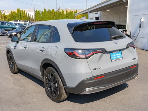New 2027 Honda HR-V Sport image 8