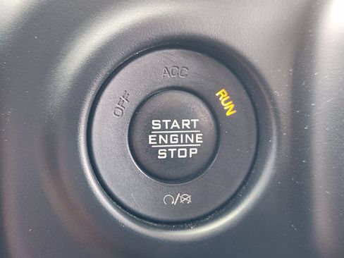 Used 2020 Jeep Wrangler Unlimited Rubicon w/ Quick Order Package 28Y Recon AWD/4WD image 18