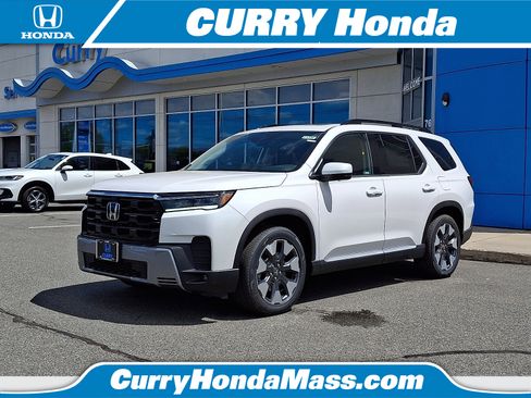 New 2026 Honda Pilot Touring image 1