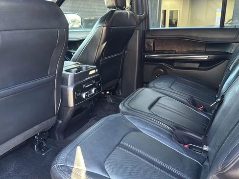 Used 2019 Ford Expedition Max Limited image 27