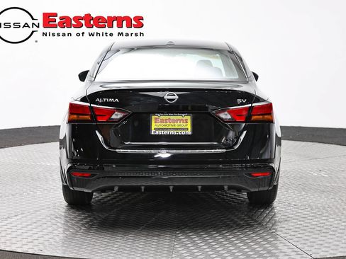 Used 2023 Nissan Altima 2.5 SV FWD image 6