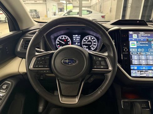 Used 2023 Subaru Ascent Limited AWD/4WD image 12