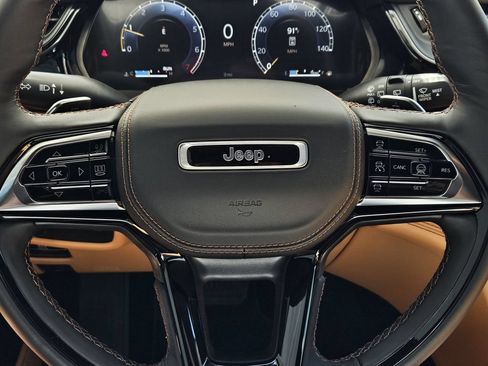 New 2026 Jeep Grand Cherokee Summit AWD/4WD image 21
