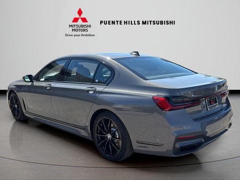 Used 2021 BMW 750i xDrive w/ Luxury Rear Seating Package AWD/4WD image 7