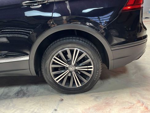 Used 2019 Volkswagen Tiguan SEL AWD/4WD image 32