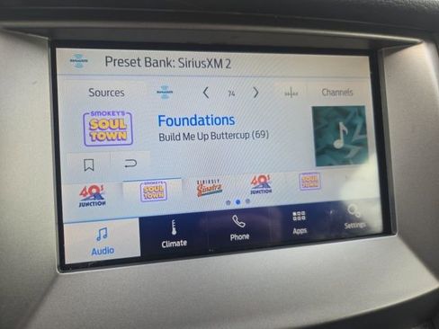 Used 2020 Ford Ranger XLT w/ Equipment Group 301A Mid image 11