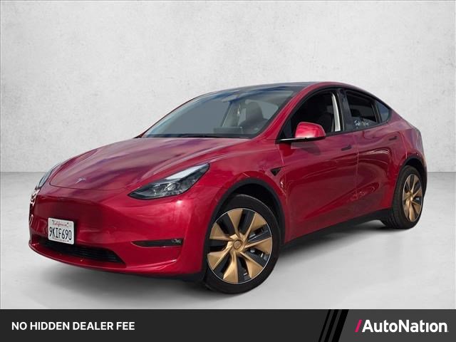 Used 2023 Tesla Model Y Long Range AWD/4WD image 1