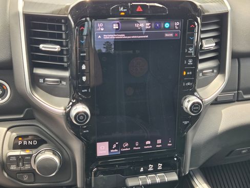 New 2026 RAM 1500 Big Horn AWD/4WD image 30
