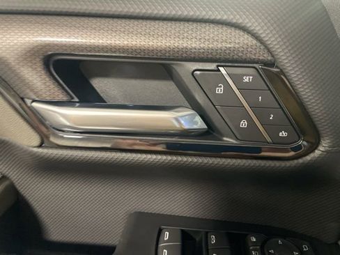 New 2026 Chevrolet Silverado 2500 ZR2 image 19